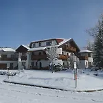 Charlotte Am Geigenbuehel -apartments Апарт-отель Зеефельд в Тироле