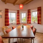 Charlotte Am Geigenbuehel -apartments Апарт-отель