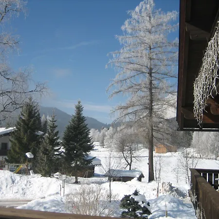 Charlotte Am Geigenbuehel -apartments