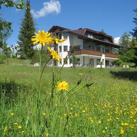 Апарт-отель Charlotte Am Geigenbuehel -apartments Зеефельд в Тироле