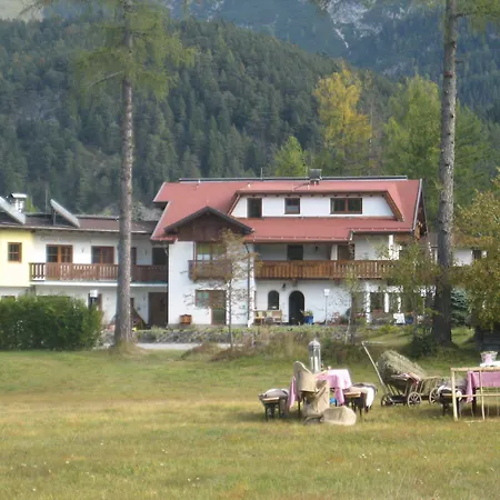 Charlotte Am Geigenbuehel -apartments Aparthotel
