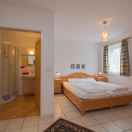 Apart-hotel Charlotte Am Geigenbuehel -apartments