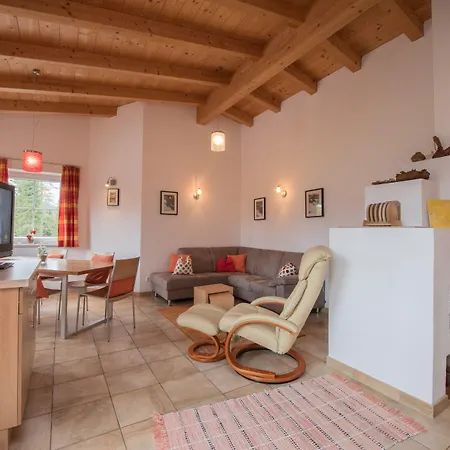 Charlotte Am Geigenbuehel -apartments Апарт-отель