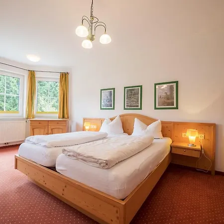Charlotte Am Geigenbuehel -apartments 아파트호텔