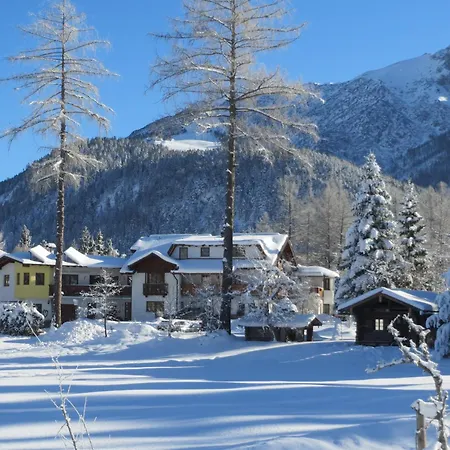 Charlotte Am Geigenbuehel -apartments Апарт-отель