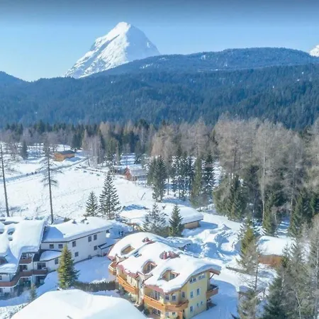 Charlotte Am Geigenbuehel -apartments 蒂罗尔-泽费尔德