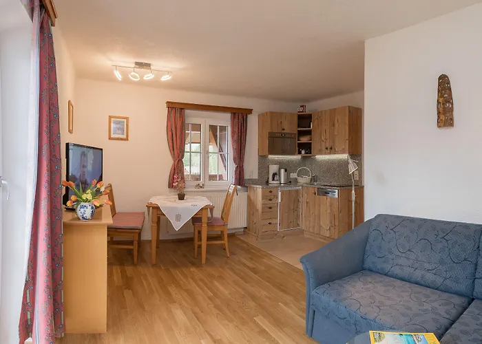 Charlotte Am Geigenbuehel -apartments Seefeld in Tirol