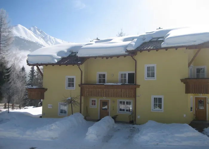 Charlotte Am Geigenbuehel -apartments 3*