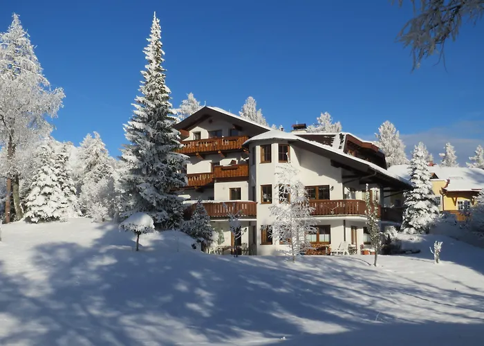 Charlotte Am Geigenbuehel -apartments 3*
