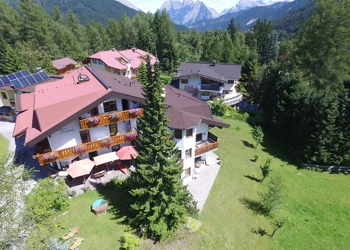 Charlotte Am Geigenbuehel -apartments 3*