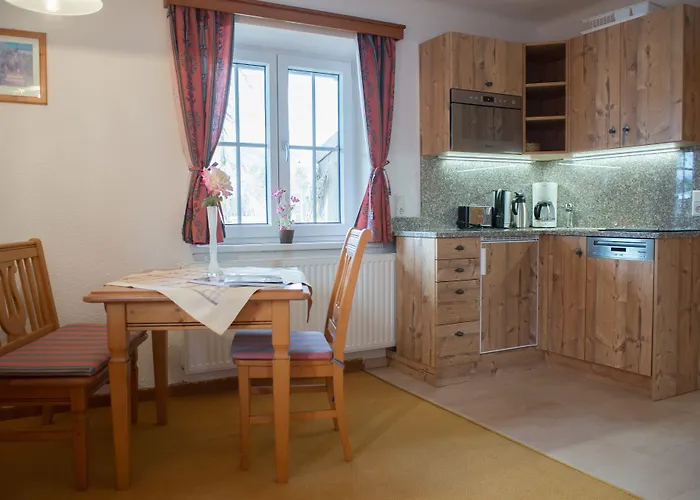 Apart-hotel Charlotte Am Geigenbuehel -apartments 3*