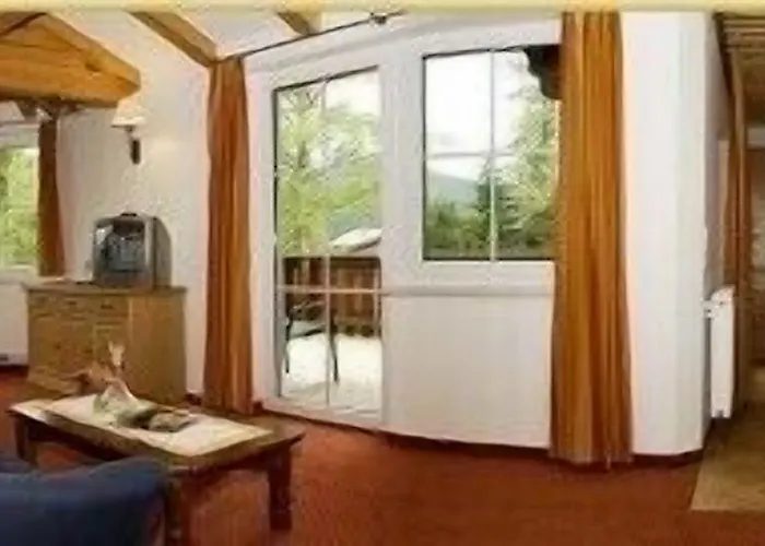 Apart-hotel Charlotte Am Geigenbuehel -apartments 3*