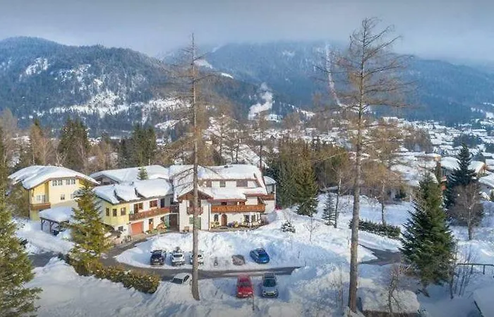 Апарт-отель Charlotte Am Geigenbuehel -apartments 3*