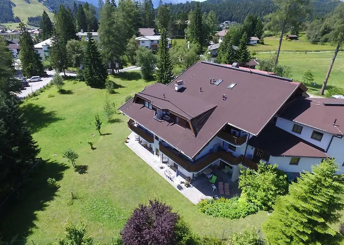 Apartahotel Charlotte Am Geigenbuehel -apartments 3*