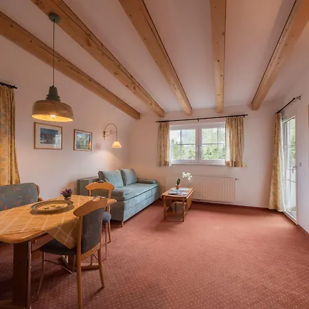 Charlotte Am Geigenbuehel -apartments 3* Seefeld in Tirol